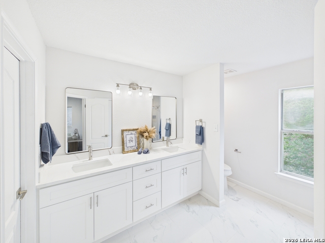 Image 26 of 37 For 2902 Redsky Pass