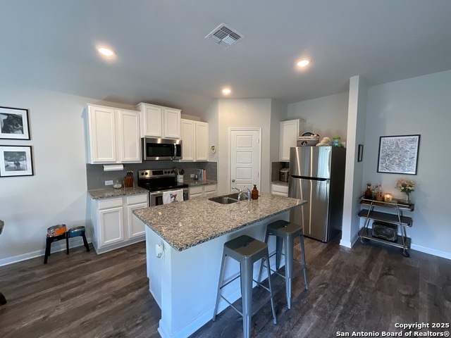 Image 7 of 17 For 2118 Silver Maple