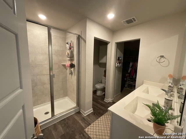 Image 9 of 17 For 2118 Silver Maple