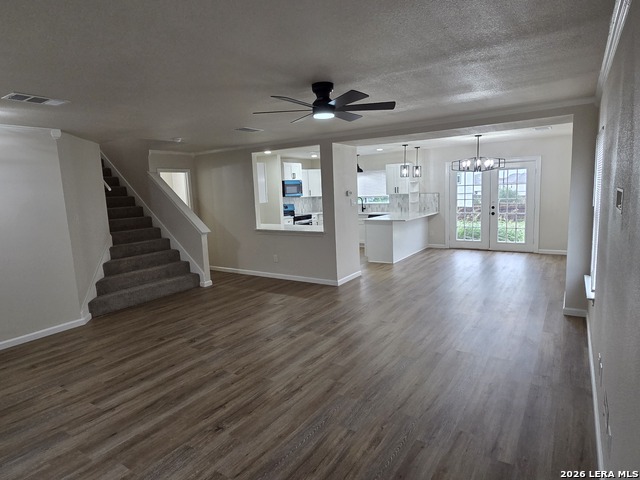 Image 3 of 17 For 8002 Chestnut Cape Dr