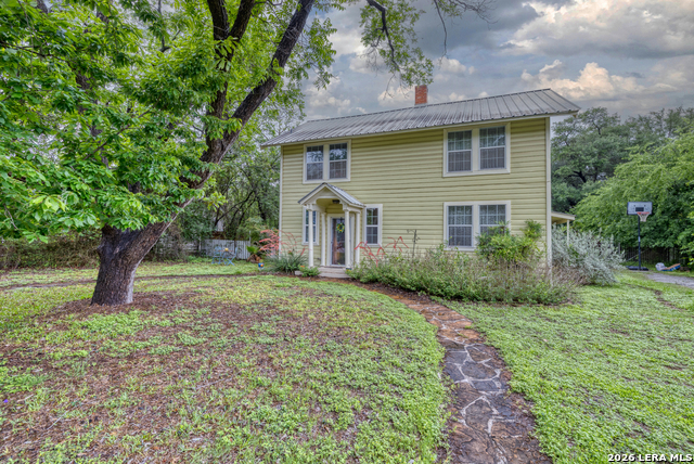 Details for 218 Leona St W, Uvalde, TX 78801