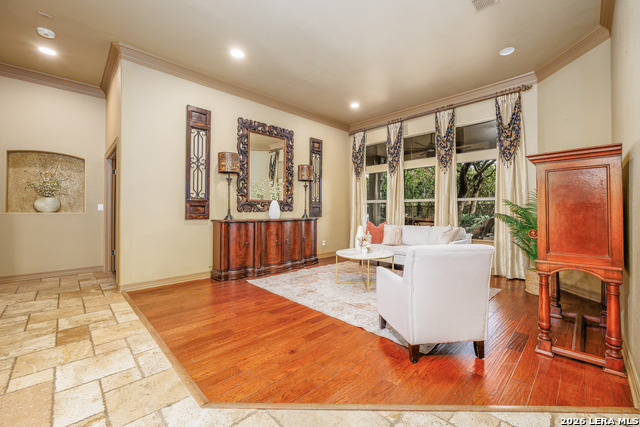 Image 10 of 50 For 2102 Elm Vista