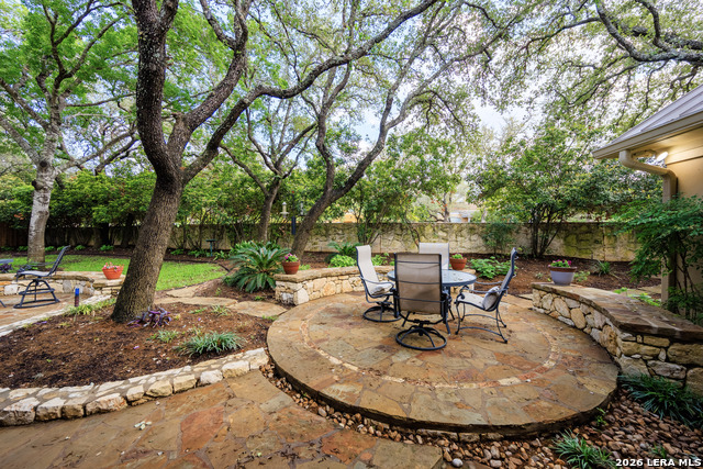 Image 42 of 50 For 2102 Elm Vista