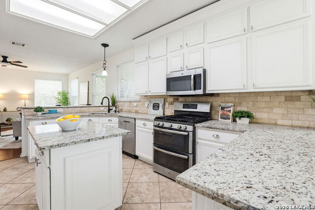 Image 16 of 44 For 22422 Sierra Blanca