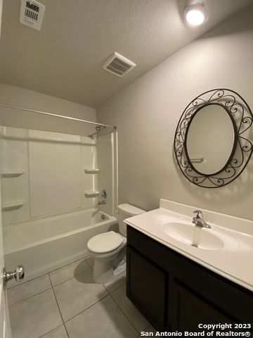 Image 14 of 38 For 6015 Akin Stroll