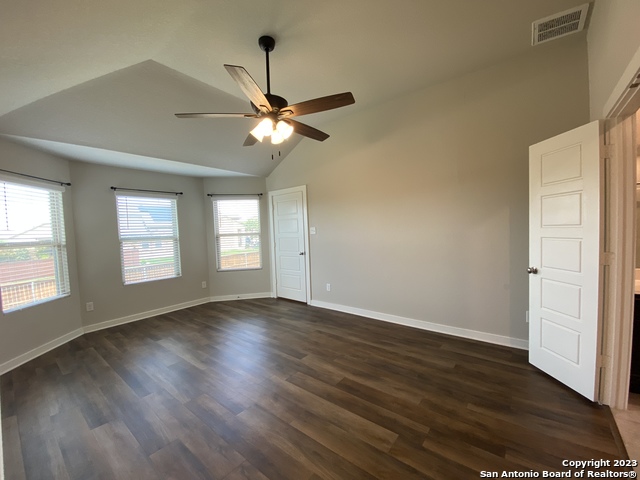 Image 16 of 38 For 6015 Akin Stroll