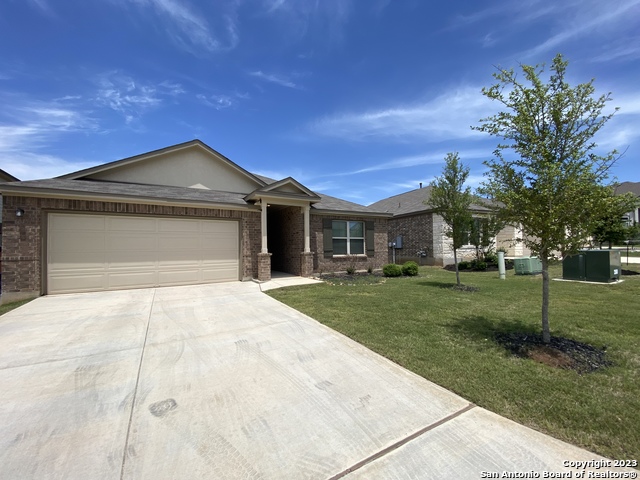 Image 2 of 38 For 6015 Akin Stroll