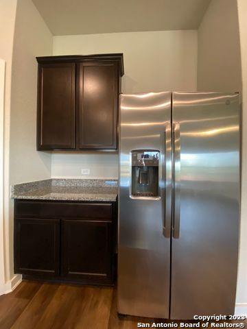 Image 24 of 38 For 6015 Akin Stroll