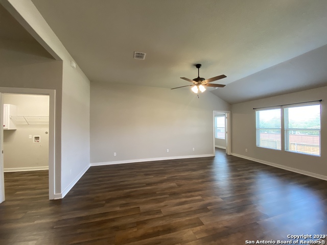 Image 4 of 38 For 6015 Akin Stroll