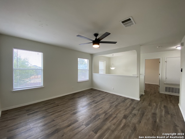 Image 16 of 34 For 373 Starling Crk