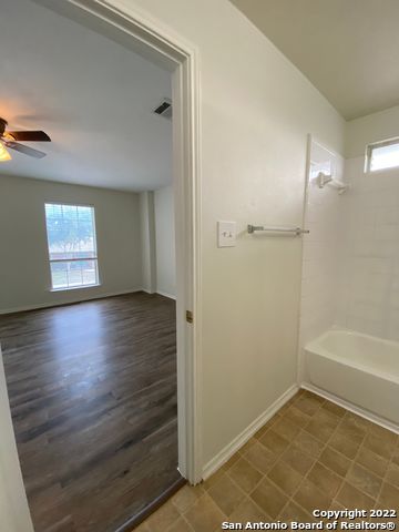 Image 21 of 34 For 373 Starling Crk