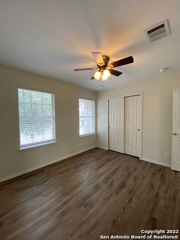 Image 24 of 34 For 373 Starling Crk