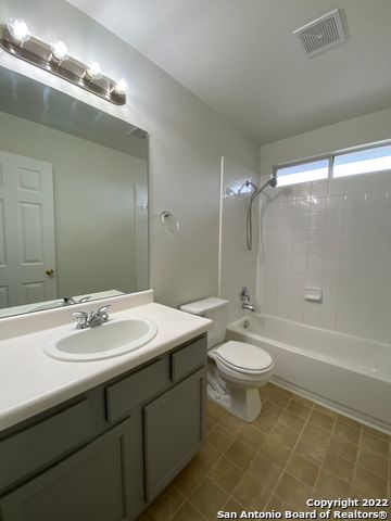 Image 30 of 34 For 373 Starling Crk