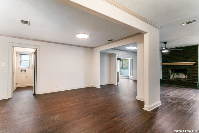 Image 7 of 32 For 710 Balboa  