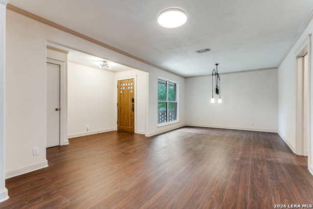 Image 8 of 32 For 710 Balboa  