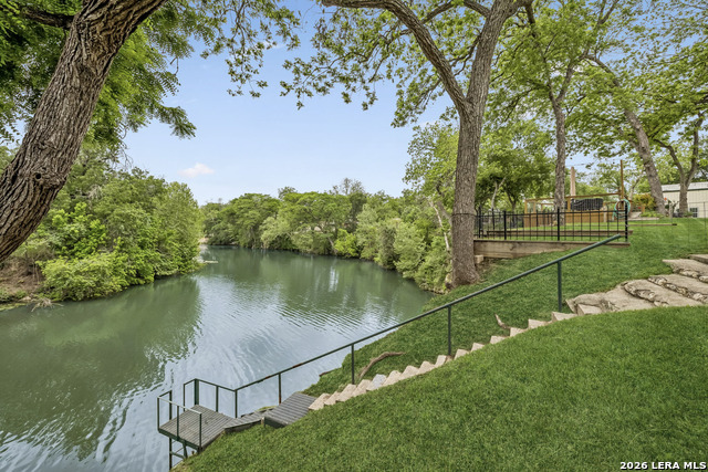 Details for 900 Boenig St, Seguin, TX 78155