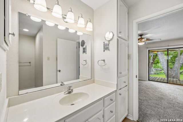 Image 21 of 28 For 900 Boenig St