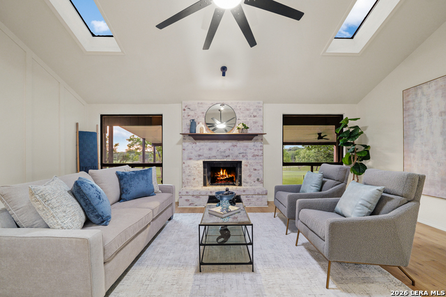 Image 13 of 44 For 4367 Hilton Head St