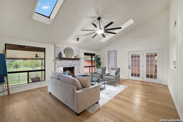 Image 14 of 44 For 4367 Hilton Head St