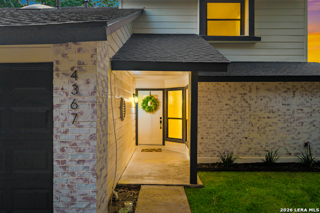 Image 4 of 44 For 4367 Hilton Head St