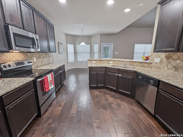 Image 17 of 42 For 7115 Summer Way