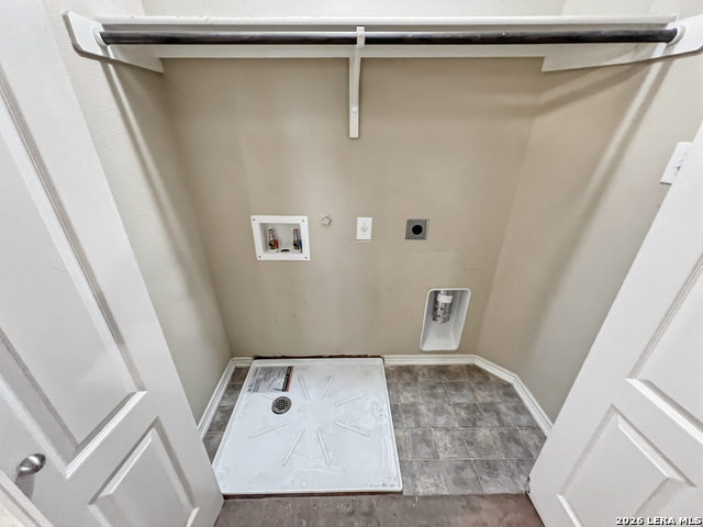 Image 24 of 42 For 7115 Summer Way