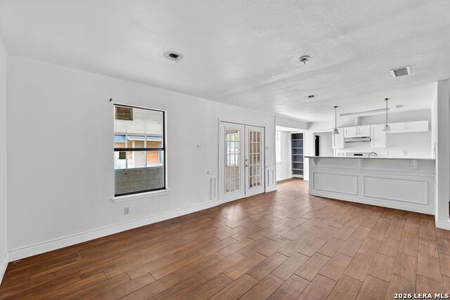 Image 16 of 27 For 7410 Brook Valley Dr