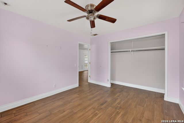 Image 23 of 27 For 7410 Brook Valley Dr