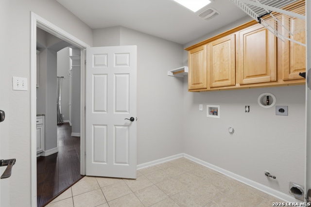 Image 19 of 48 For 24819 Cloudy Crk