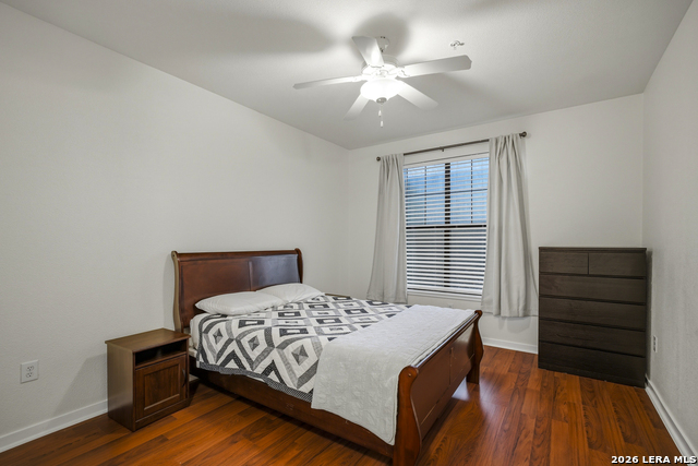 Image 15 of 39 For 7342 Oak Manor Dr  3105