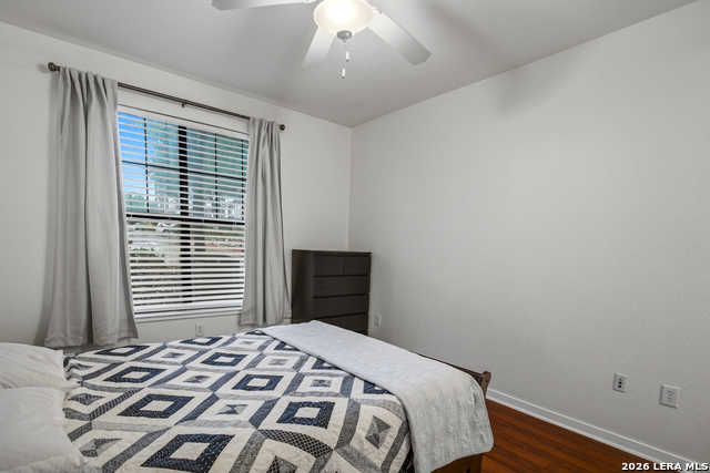 Image 16 of 39 For 7342 Oak Manor Dr  3105