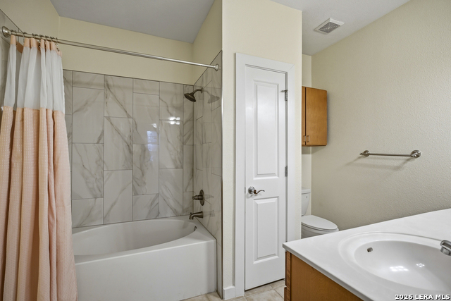 Image 18 of 39 For 7342 Oak Manor Dr  3105