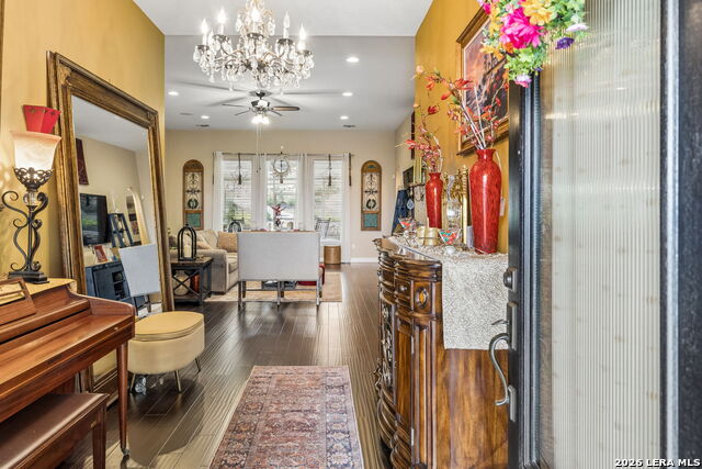 Listing photo id 7 for 123 Cattle Dr