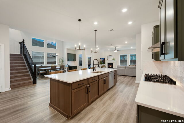 Image 13 of 50 For 1733 Hidden Fox