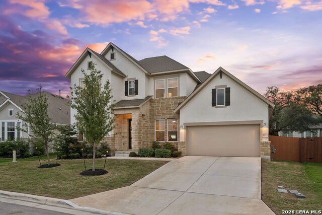 Image 2 of 50 For 1733 Hidden Fox