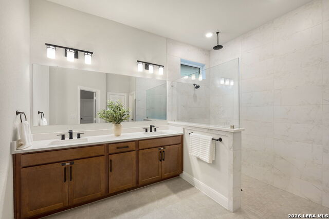 Image 24 of 50 For 1733 Hidden Fox