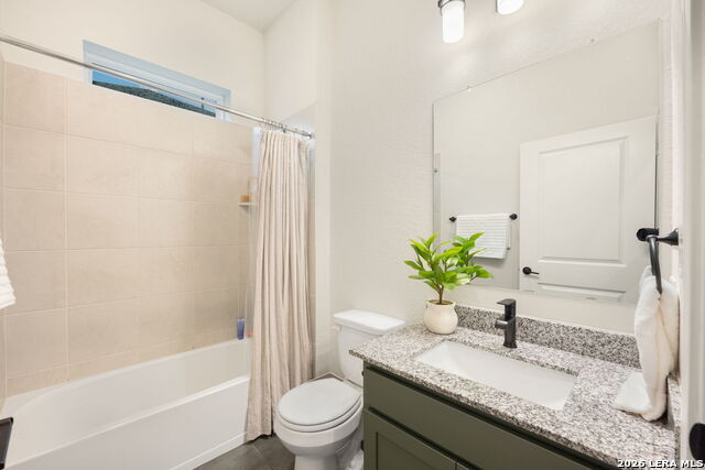 Image 31 of 50 For 1733 Hidden Fox