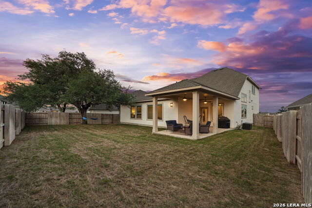 Image 36 of 50 For 1733 Hidden Fox