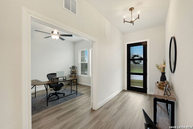 Image 7 of 50 For 1733 Hidden Fox