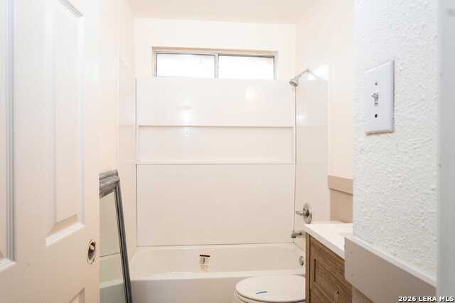 Image 13 of 24 For 4806 Crestwood Hill Dr