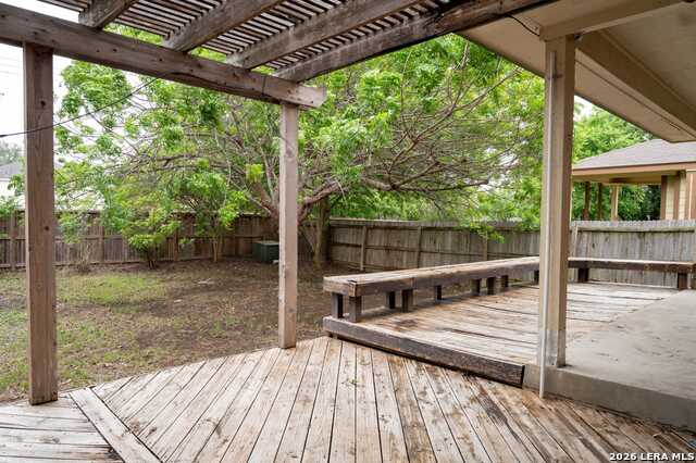 Image 22 of 24 For 4806 Crestwood Hill Dr