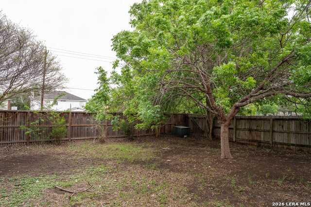 Image 24 of 24 For 4806 Crestwood Hill Dr