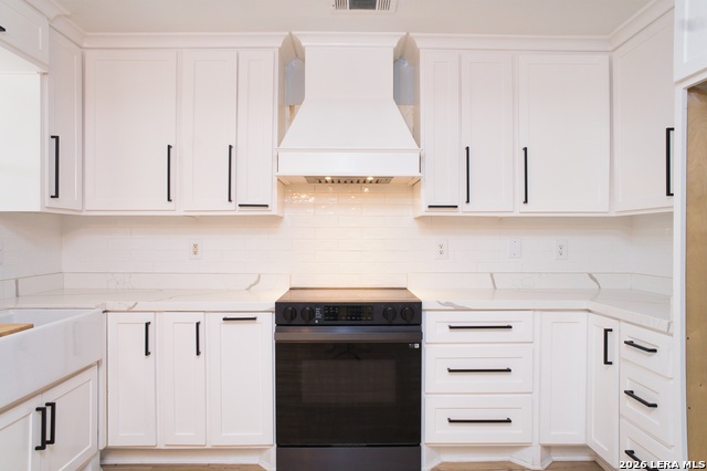 Image 5 of 24 For 4806 Crestwood Hill Dr