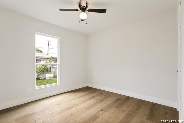 Image 12 of 26 For 2712 Nacogdoches Rd