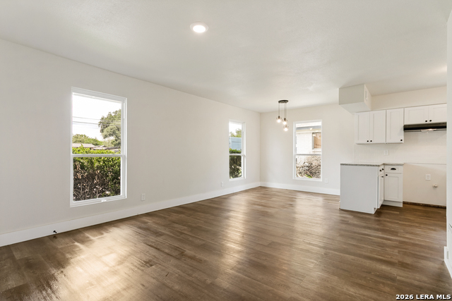 Image 16 of 26 For 2712 Nacogdoches Rd