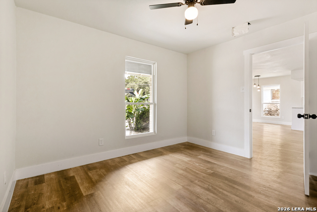 Image 19 of 26 For 2712 Nacogdoches Rd