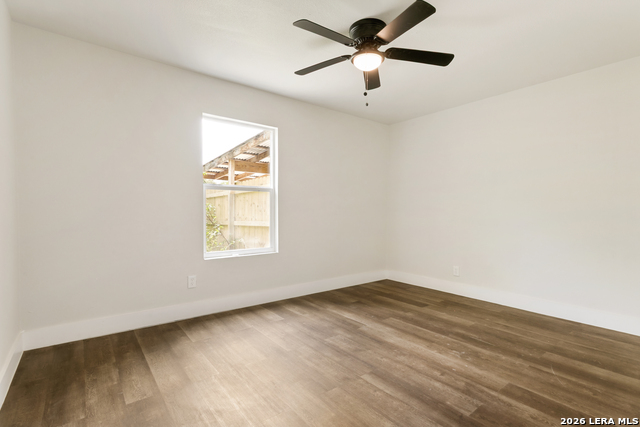 Image 23 of 26 For 2712 Nacogdoches Rd