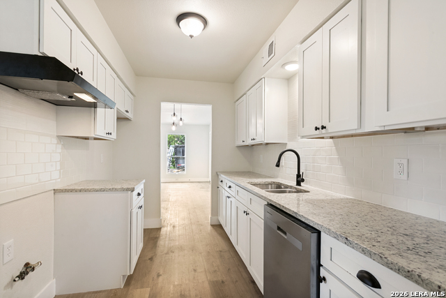 Image 7 of 26 For 2712 Nacogdoches Rd