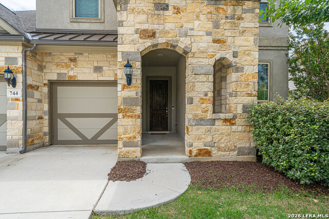 Image 4 of 49 For 744 Mesa Verde