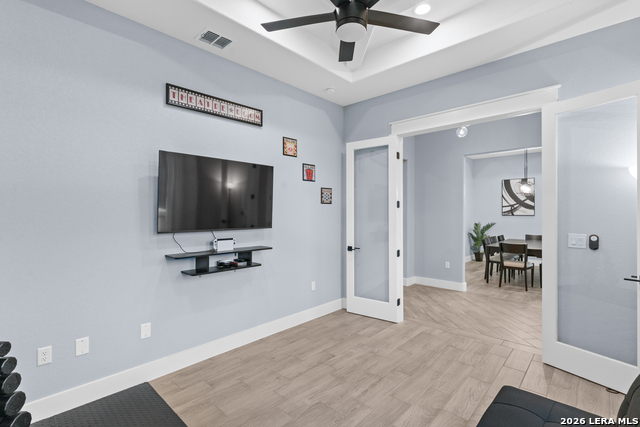 Image 21 of 35 For 9991 Crow Ln